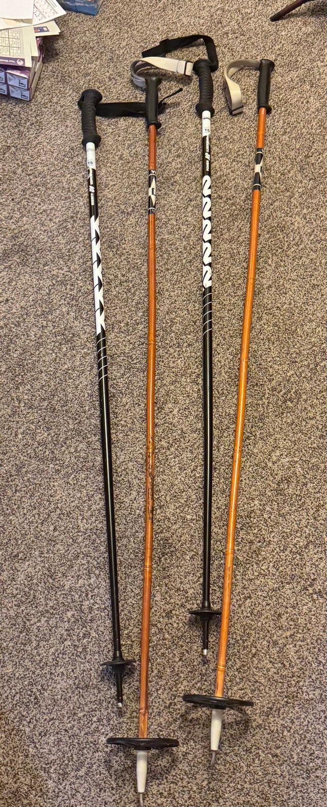 Ski poles