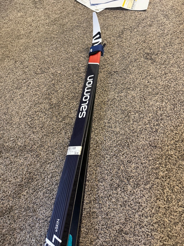 Salomon classic cross-country ski