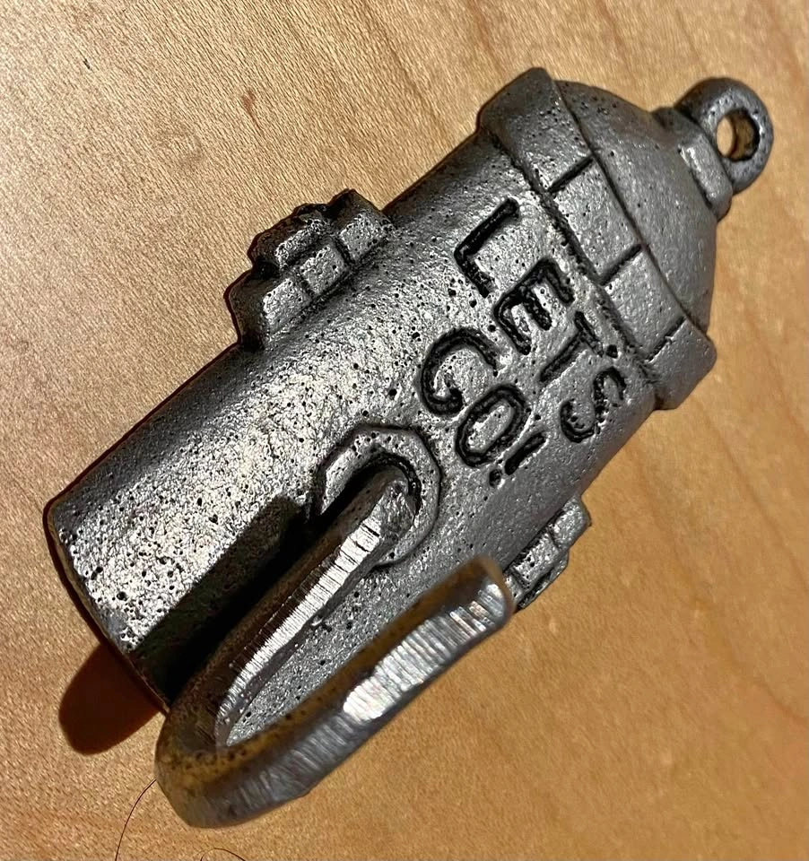 Cast Iron Fire Hydrant Wall Hook | Porch Pickup in South Surrey