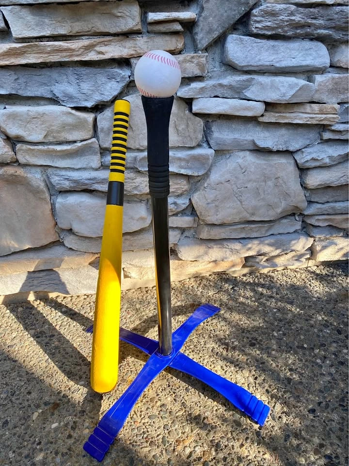 Kids Foam Baseball Bat & T Ball stand