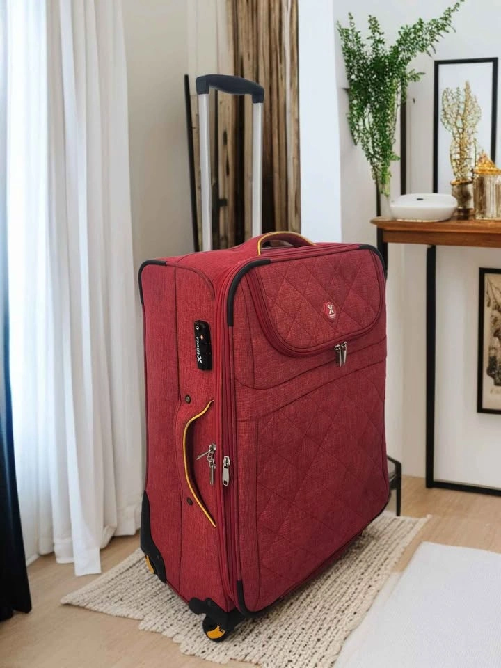 Voyager Softside Suitcase 27 x 17 x 11 Extendable - photo 3
