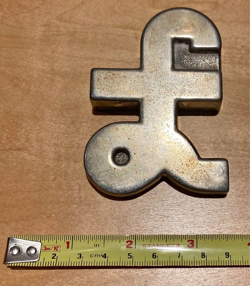 Sterling Pound Sign Desk Weight | Porch Pickup in South Surrey