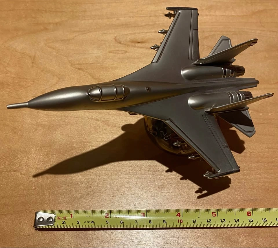 Fighter Jet Desk Sculpture | Porch Pickup in South Surrey - photo 2