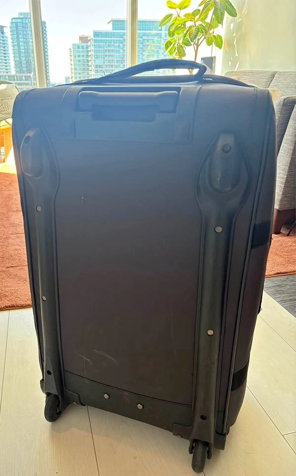 Decathlon Travel Bag with Wheels 70L