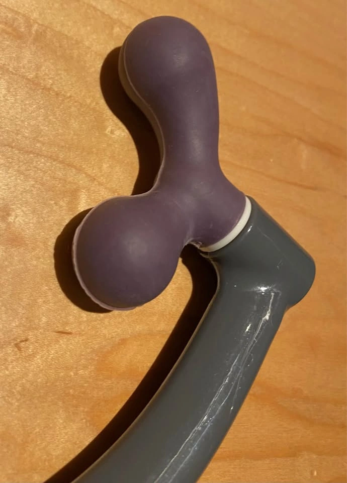 Back Massager | Porch Pickup | South Surrey / White Rock - photo 2