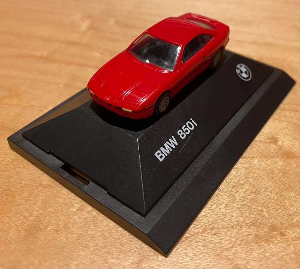 Herpa Made in Germany 1:87 Scale BMW 850i - photo 2