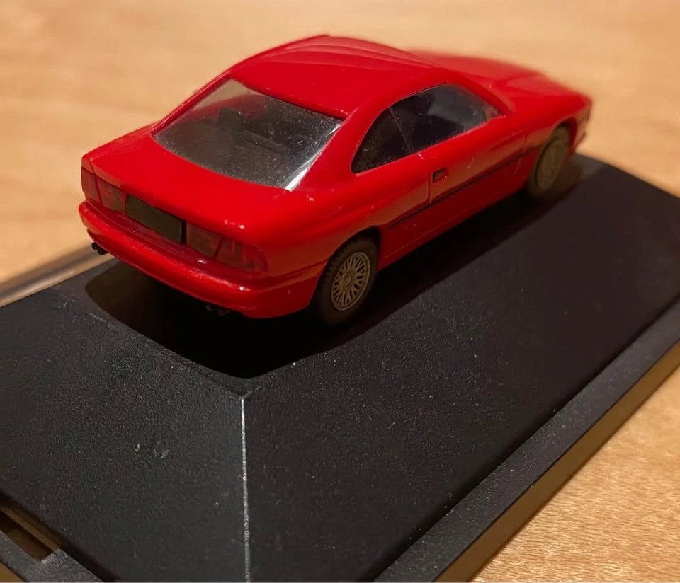 Herpa Made in Germany 1:87 Scale BMW 850i - photo 5