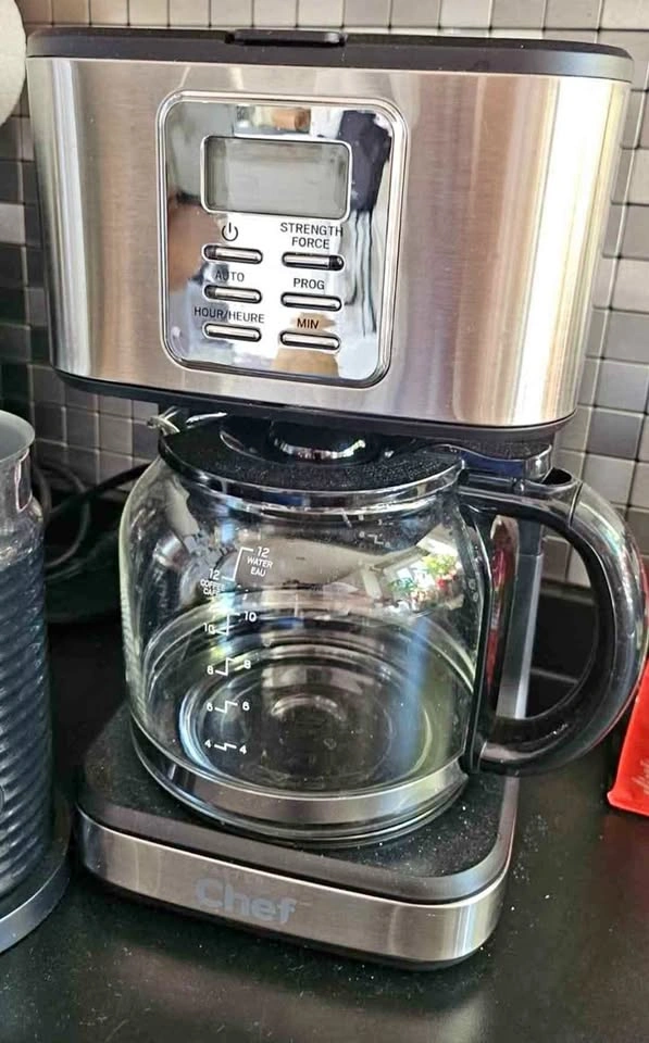 Master Chef 12-Cup Programmable Coffee Maker