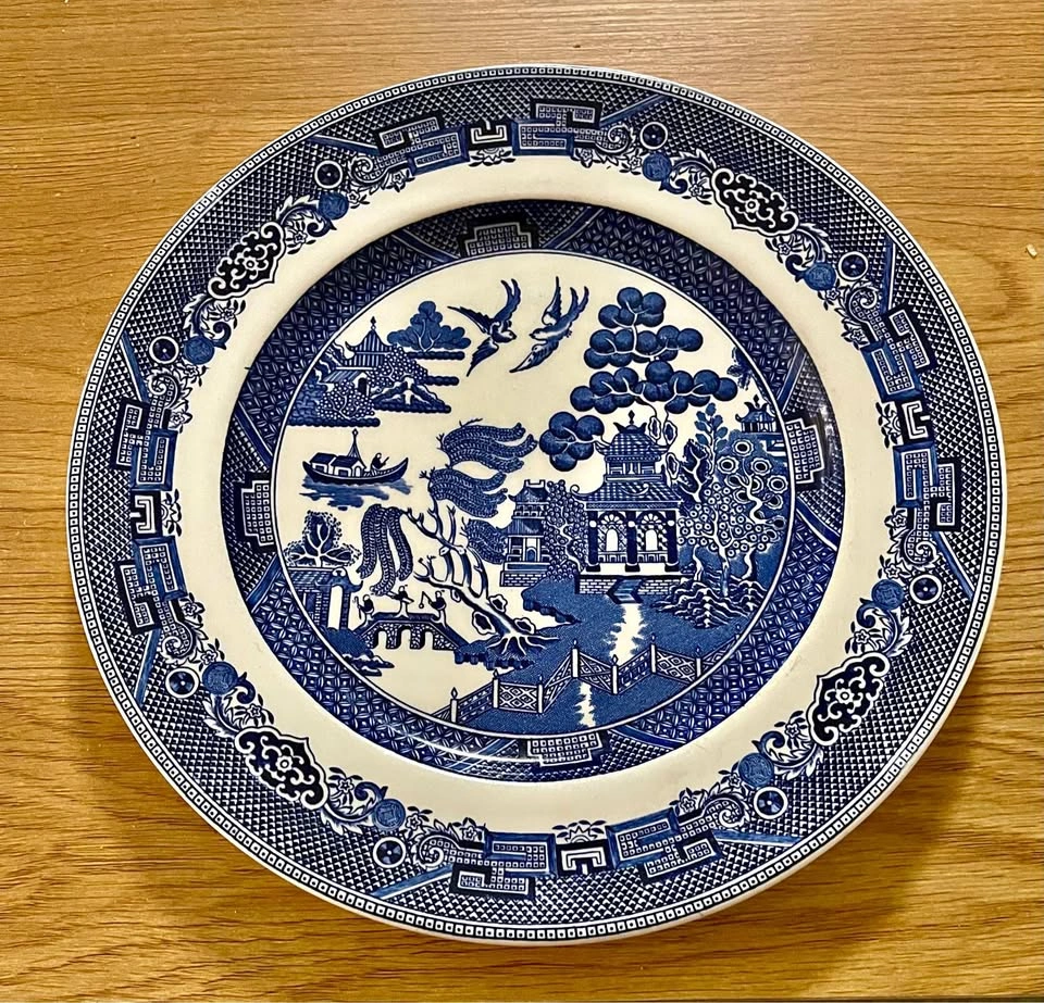 Johnson Brothers Willow Blue Dinner Plate