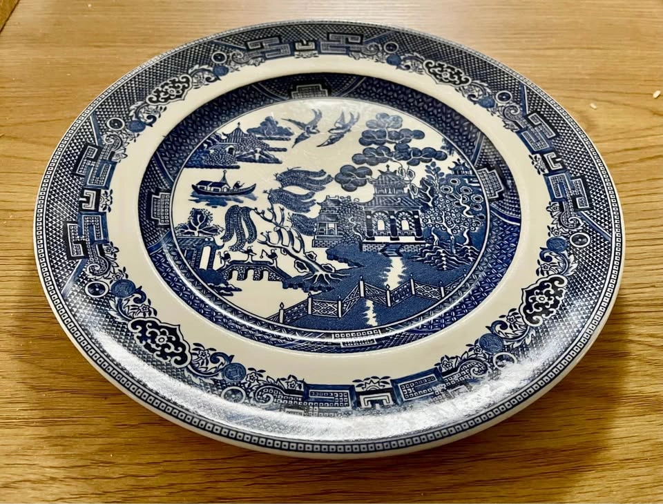Johnson Brothers Willow Blue Dinner Plate - photo 2