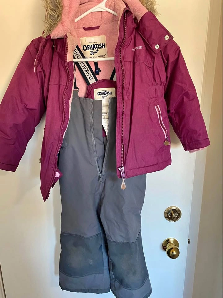 OshKosh B'gosh Girls Snowsuit 4T