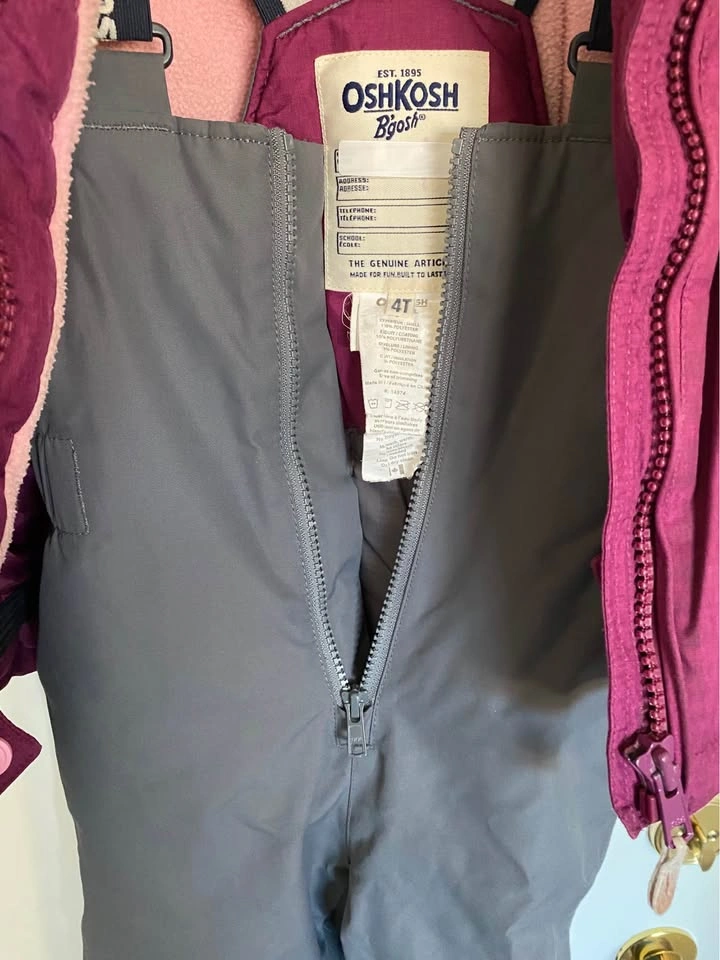 OshKosh B'gosh Girls Snowsuit 4T - photo 5