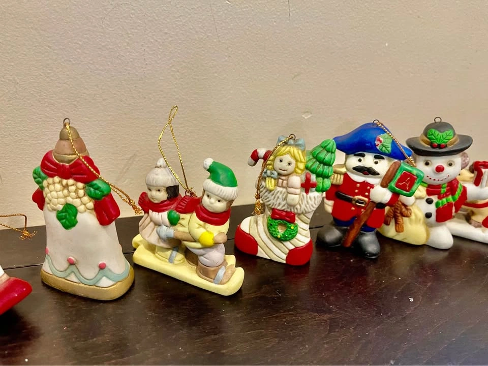 Lot of 11 Vintage Ceramic Christmas Ornaments all for $25 - photo 2