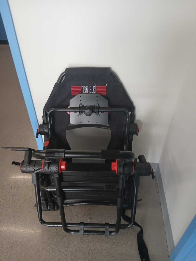 Next Level Racing F-GT Lite Formula and GT Foldable Simulator - photo 3