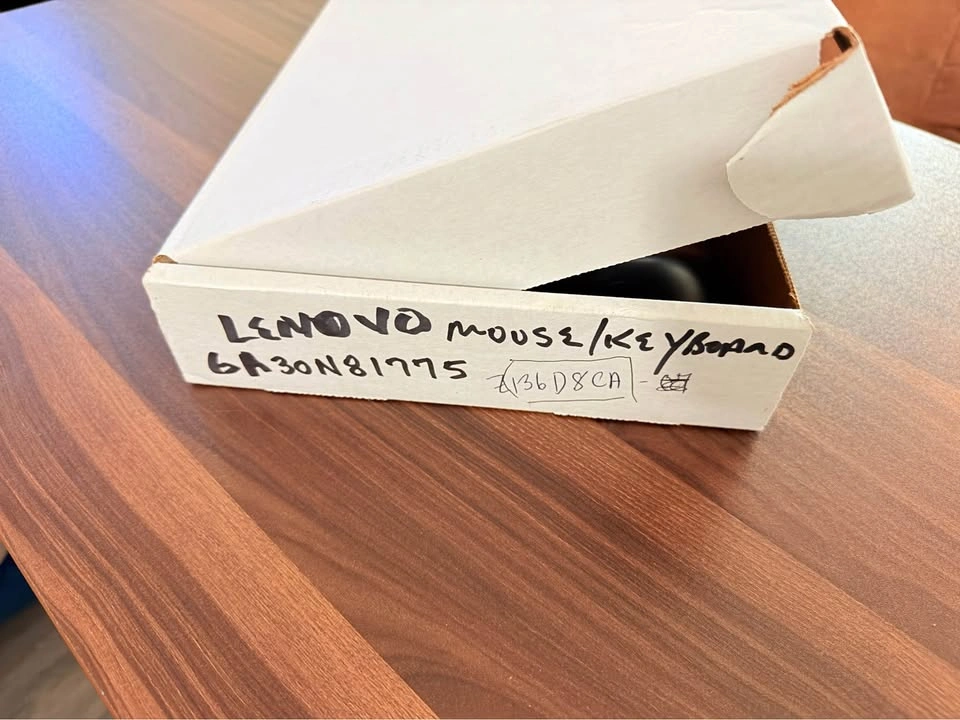 Lenovo keyboard and mouse with usb wireless - photo 2