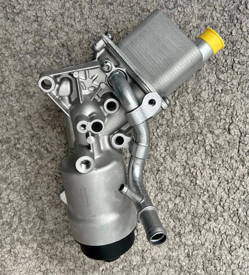 Engine Oil Filter Housing with Oil Cooler