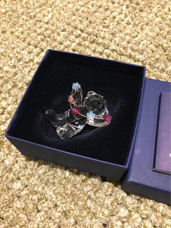 Swarovski | Flowers For You | South Surrey / White Rock - photo 3