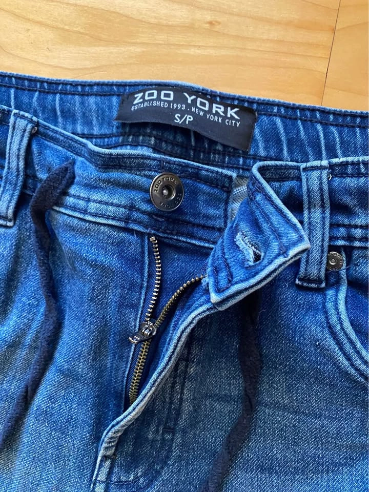 Zoo York Jeans | Elastic Waist | 28" Inseam | Fits 32" Waist - photo 5