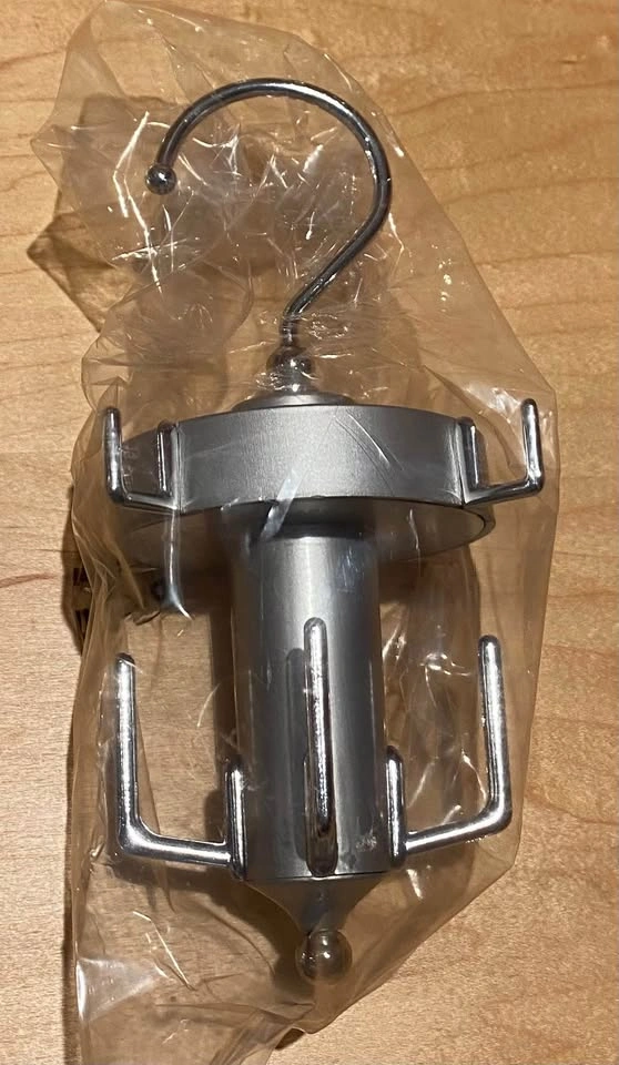Rotating Belt Organizer | South Surrey / White Rock - photo 4