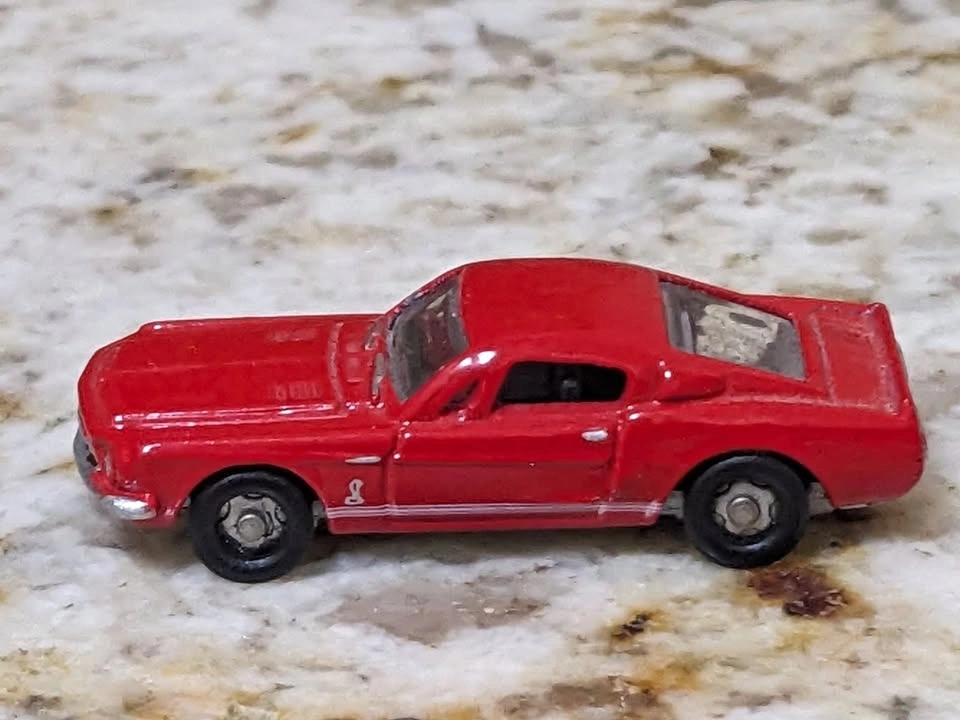 N scale Model Railroad Cars Dodge Ram and 1968 Ford Mustang Cobr - photo 4