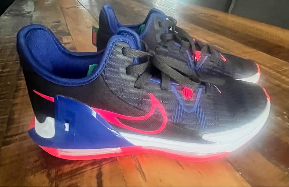 Nike Air Witness shoes - photo 3