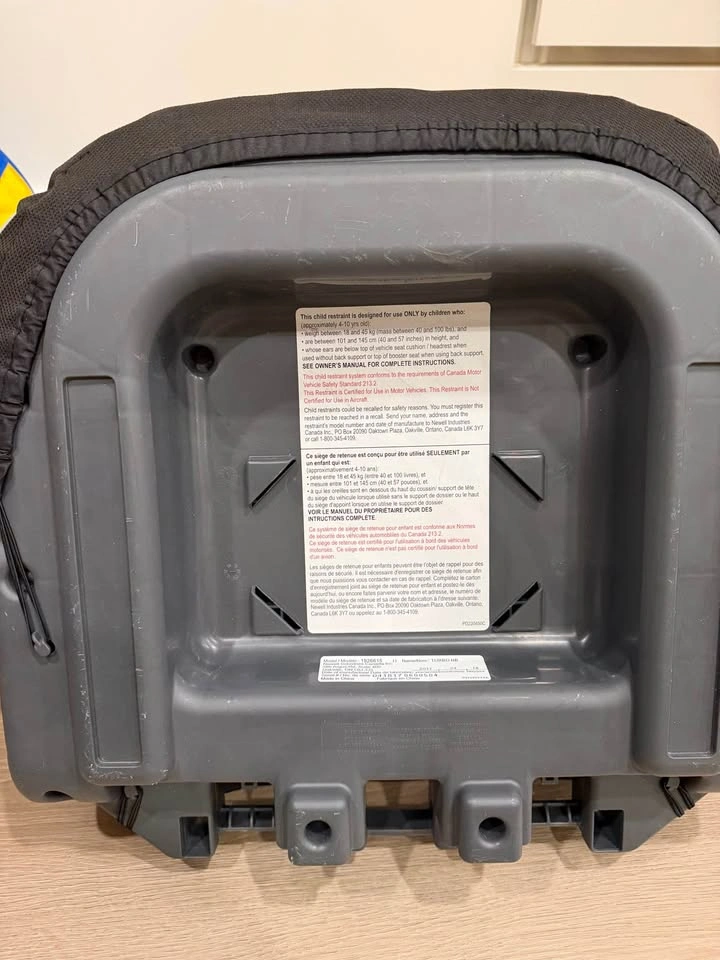 Graco Booster Seat - photo 3
