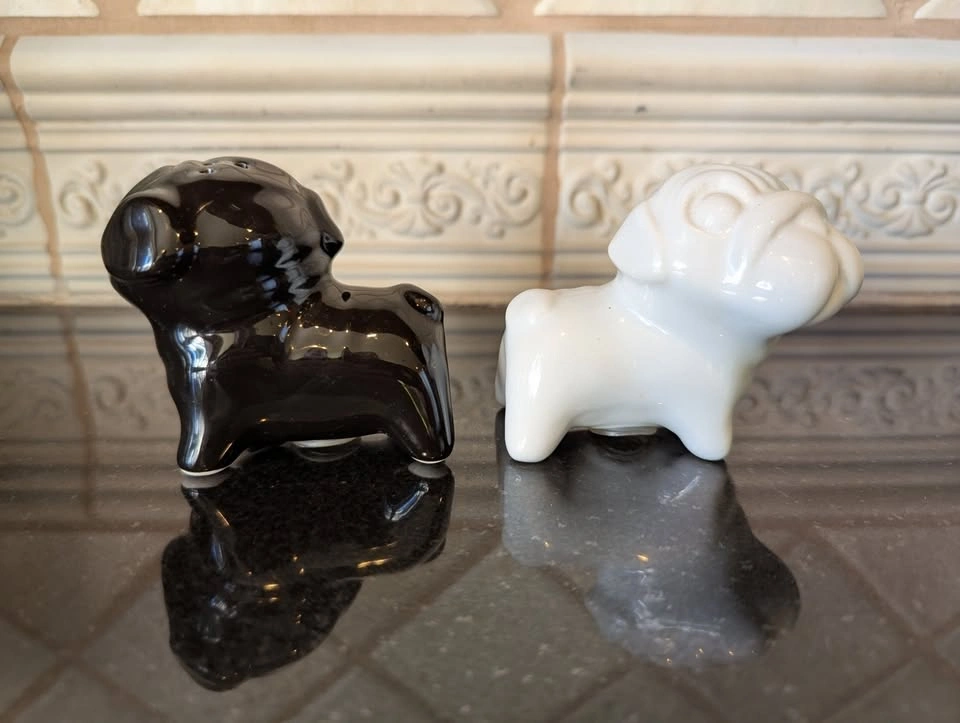 Pug Salt & Pepper Shakers | South Surrey / White Rock - photo 3