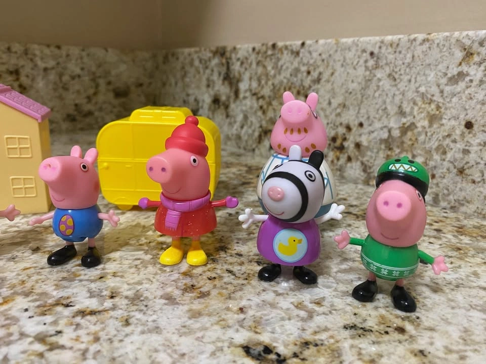 Peppa Pig Figures | South Surrey / White Rock - photo 2