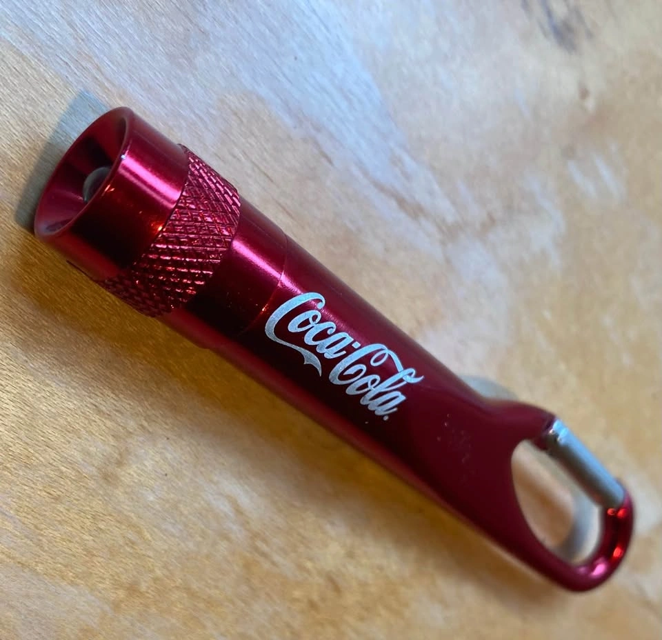 Coca-Cola Flashlight Keychain - photo 2