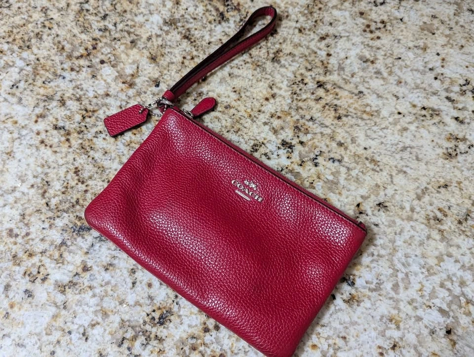 Coach Wallets | South Surrey / White Rock - photo 3