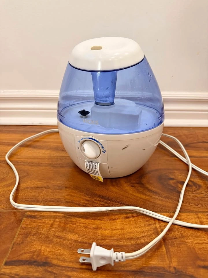 Vicks Cool Mist Humidifier