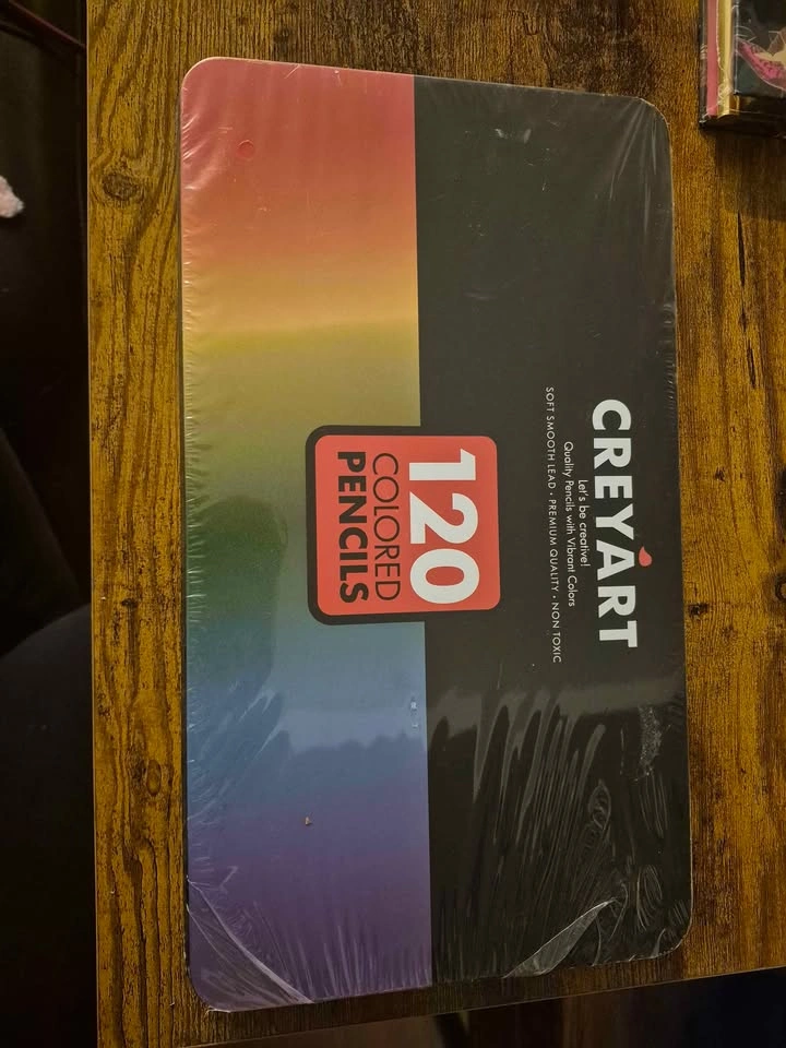 GREYART 120 Colored Pencils Set – New & Sealed (Artist Quality)