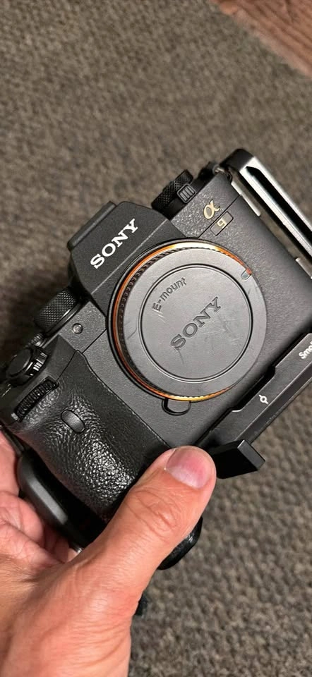 Sony Alpha 9 II Mirrorless Camera Body, Box, Cage, 1032 Shutter