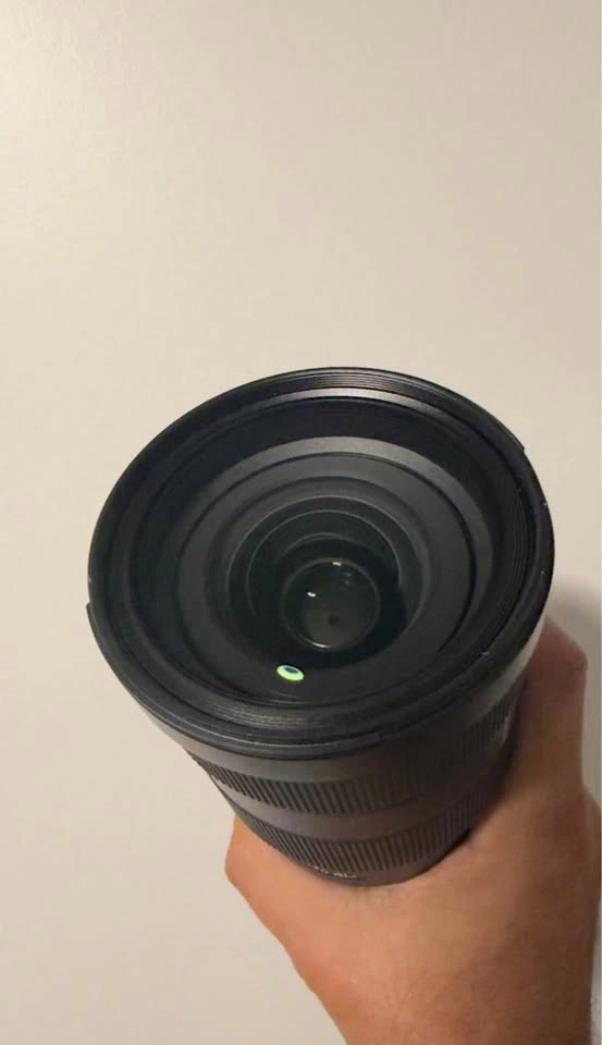 Sony FE 24-70mm f/2.8 GM Lens - photo 2