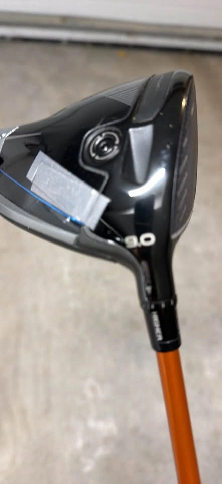 RH TaylorMade Qi10 Driver with Graphite Design Tour AD DI-6 - photo 4