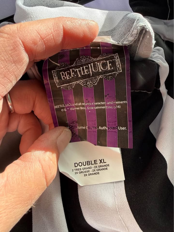 Beetlejuice & Lydia Costumes - Plus Size - photo 4