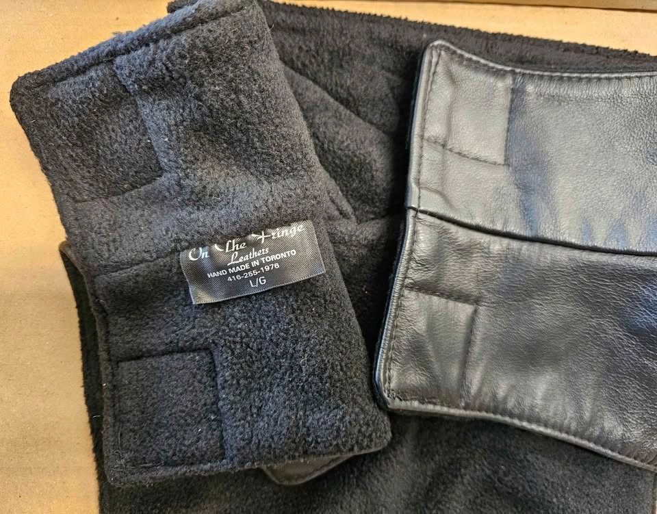 On The Fringe Leathers Handmade Leather & Fleece Neck Warmer - photo 4