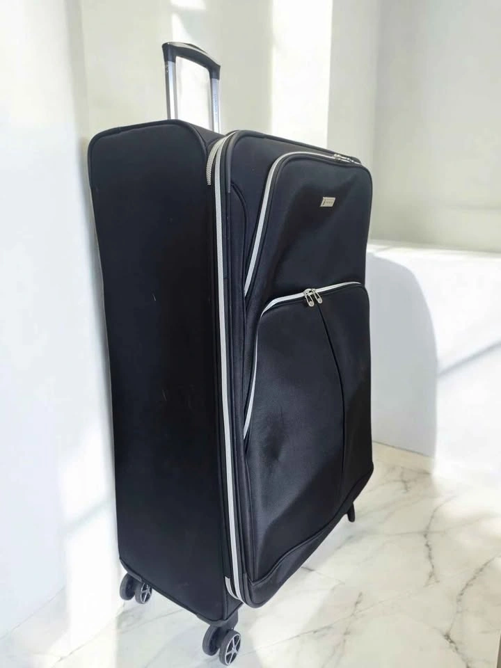 London Fog Flyzone Large Checked Softside Suitcase - photo 3
