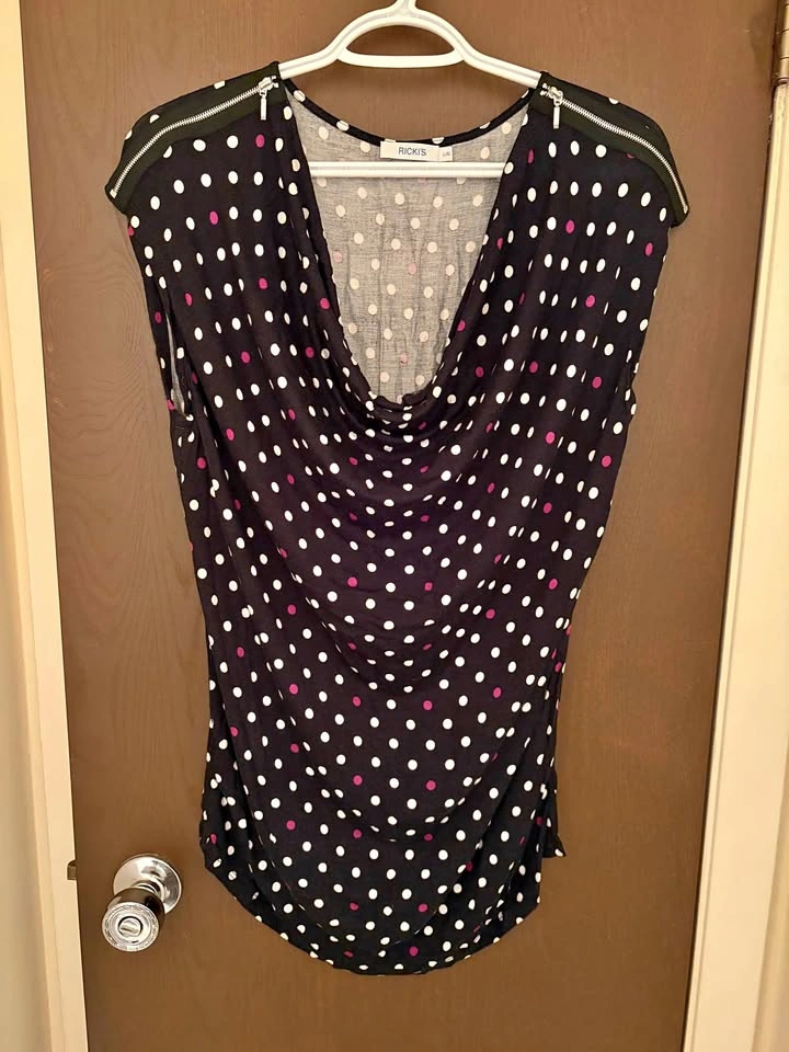Ricki’s top