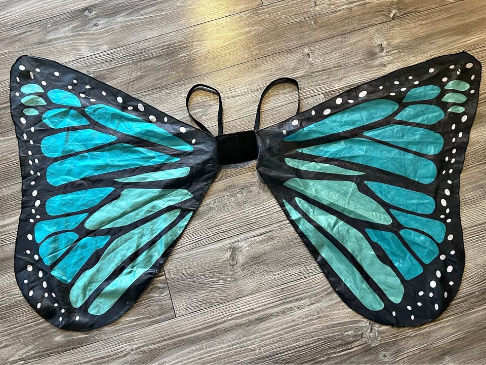 Turquoise Butterfly wings with finger loops