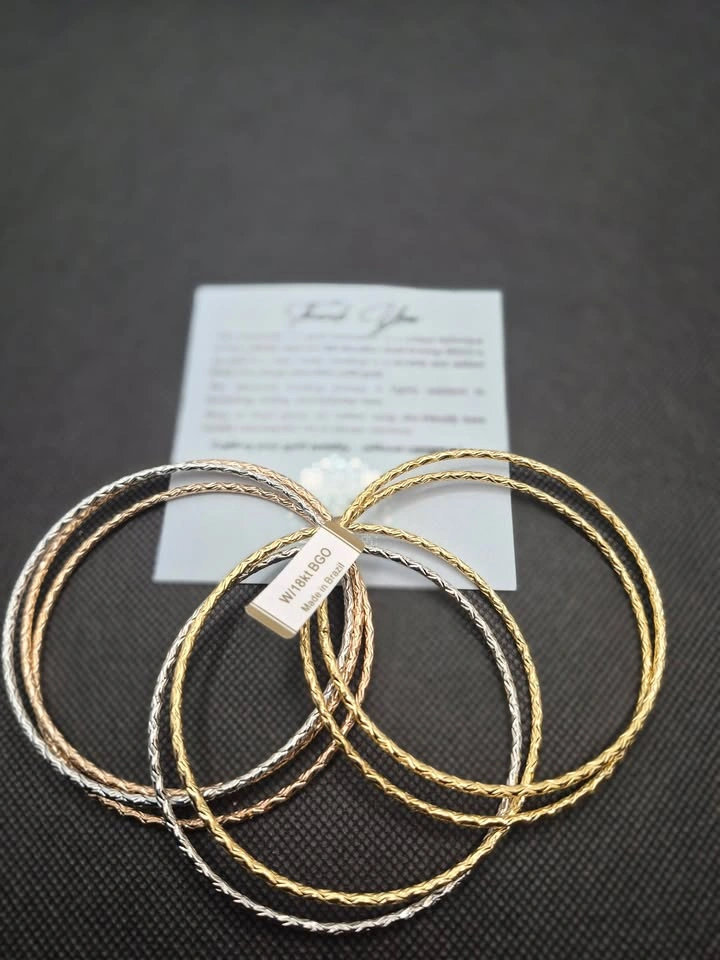18kt Brazilian Gold Overlay Tri-Color Textured Bangle Set of 7 - photo 2