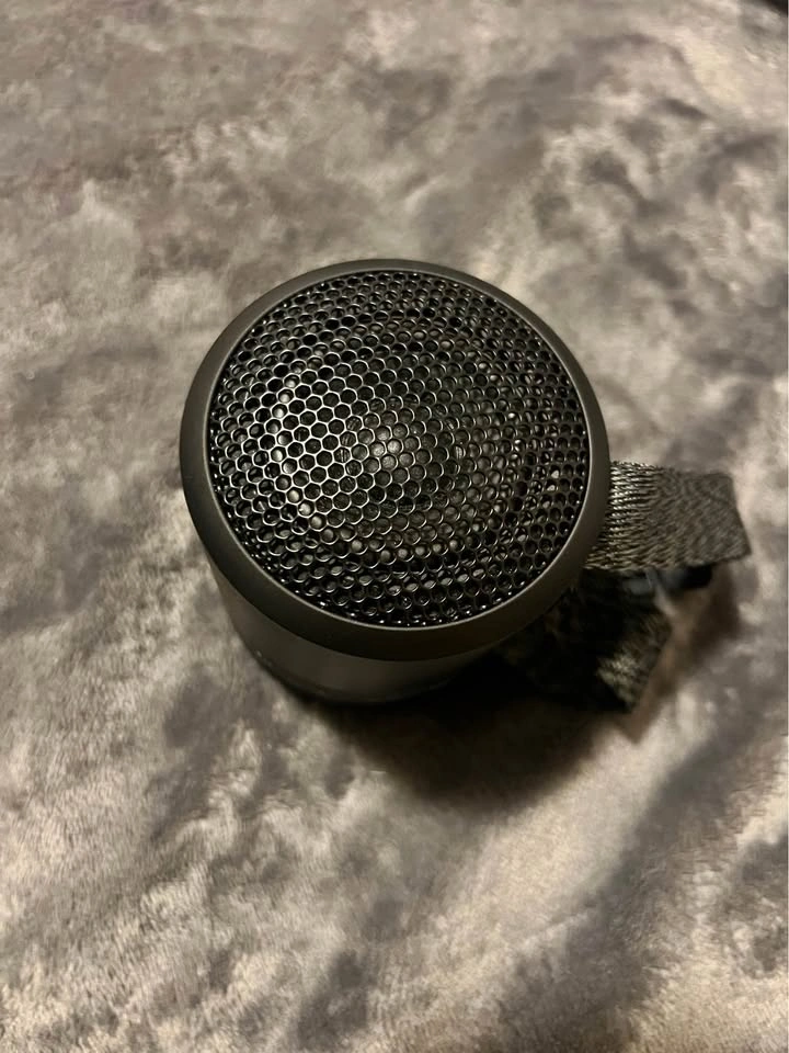SONY wireless speaker - photo 3