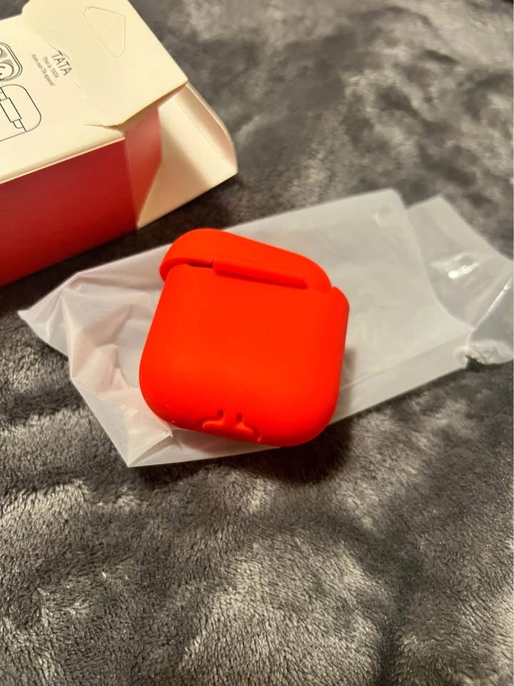 New BTS BT21 Tata Airpods Case - photo 5