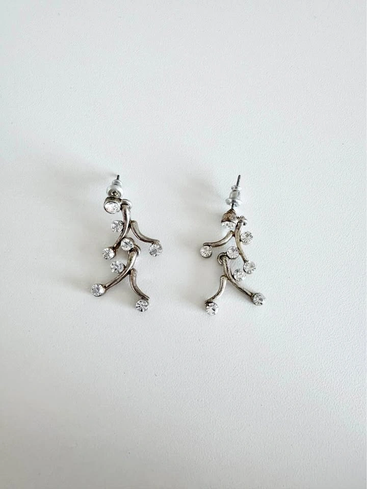 Silver White Drop Earrings
