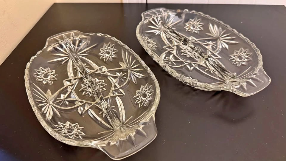 Elegant Set of 2 Cut-Glass Style Serving Dishes