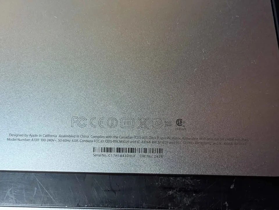 3 iMacs a1311 and a1224 a for parts image indicator(4)