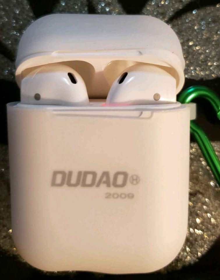 Wireless earbuds - photo 3