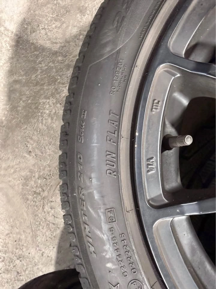 Mercedes-Benz C300 Rims with Pirelli winter 225/50 R17 Tires - photo 5