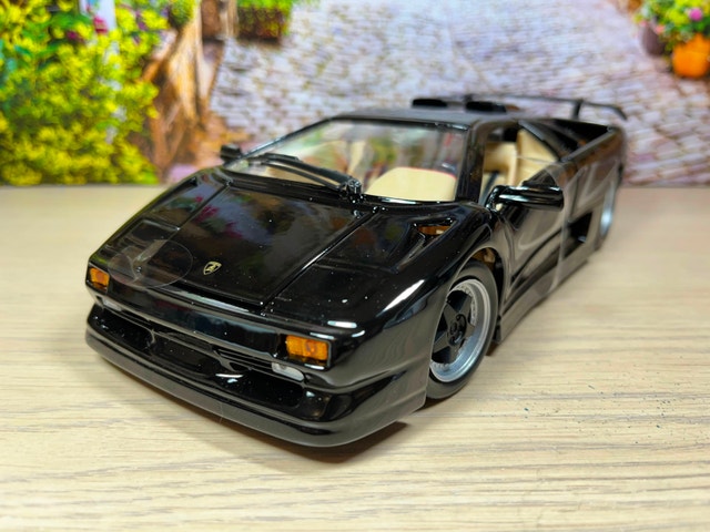 1:18 Brand NEW Lamborghini Diablo SV black Diecast Model Car - photo 2