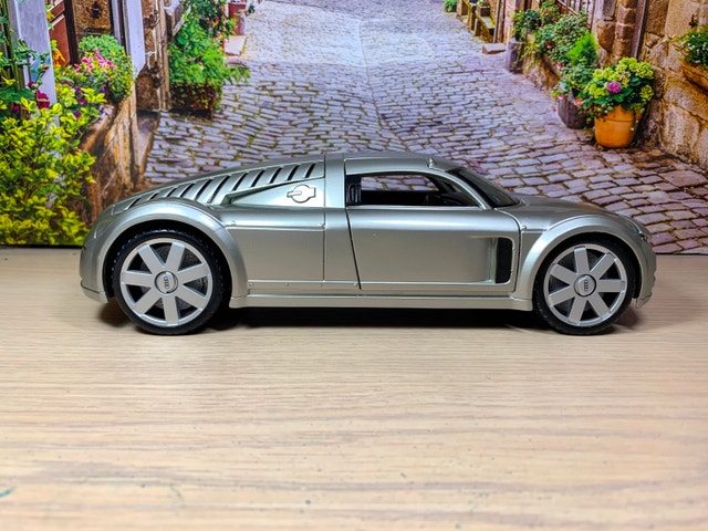 1:18 Brand New Audi Supersportwagen Rosemeyer Diecast Model - photo 3